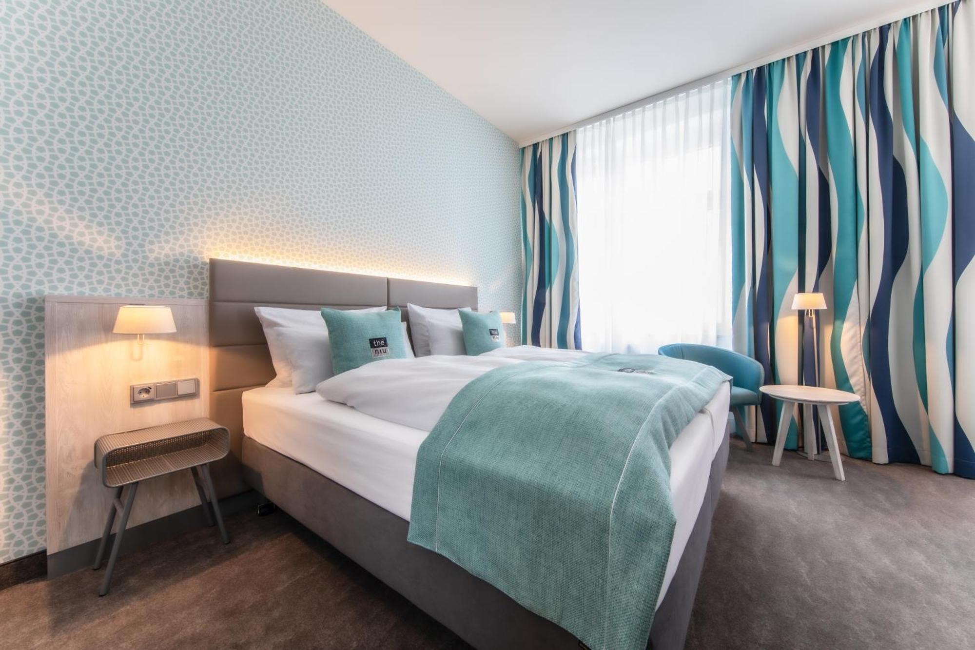 H+ Hotel 4*